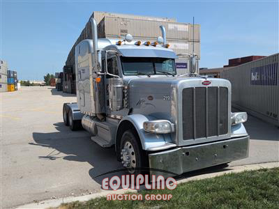 2019 Peterbilt 389 6x4 T/A SLEEPER TRUCK TRAC