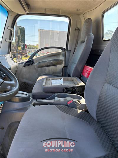 2014 Isuzu NPR-HD