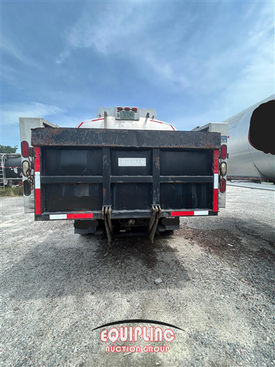 2009 Kenworth T8 Series
