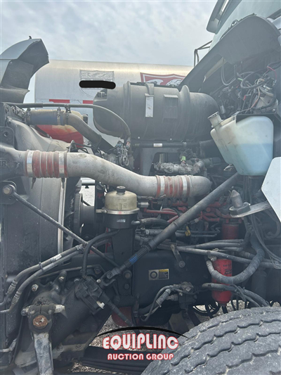 2009 Kenworth T8 Series