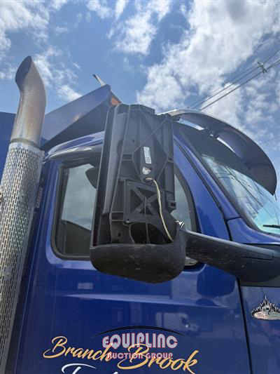 2023 Peterbilt 567 TRI/A DUMP TRUCK TRACTOR