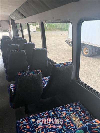 2013 International HC/TC S/A COMMERCIAL BUS