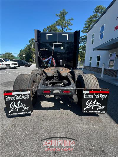 2016 Peterbilt 579 SLEEPER TRUCK
