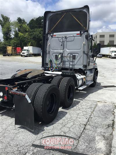 2016 Freightliner CASCADIA 6X4 T/A DAY CAB TRUCK