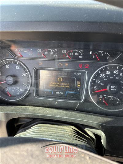 2020 International LT625 6X4 T/A SLEEPER TRUCK TR