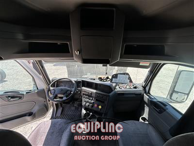 2020 International LT625 6X4 T/A SLEEPER TRUCK TR