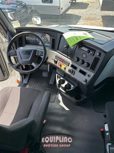2020 Freightliner Cascadia