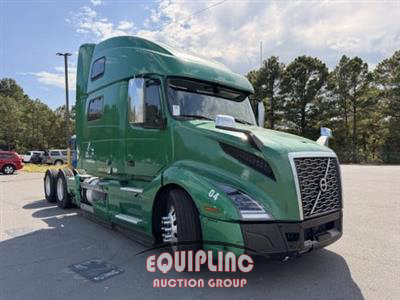 2021 Volvo VNL860 6X4 T/A SLEEPER TRUCK T