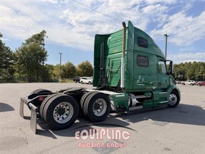 2021 Volvo VNL860 6X4 T/A SLEEPER TRUCK T