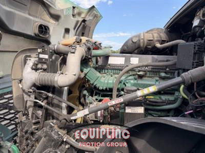 2021 Volvo VNL860 6X4 T/A SLEEPER TRUCK T