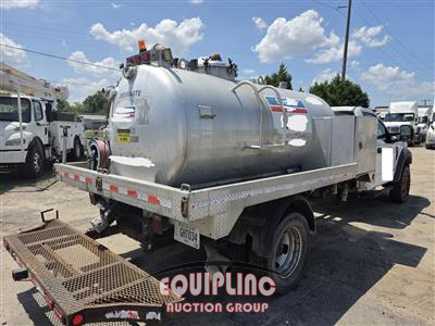 2017 Ford F-550 XL S/A 4WD PUMP TRUCK