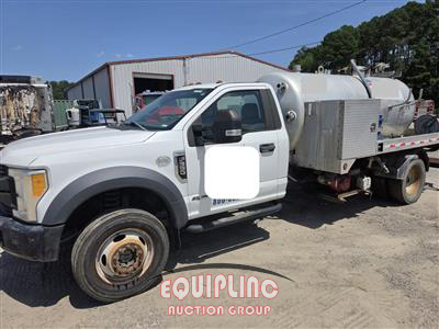 2017 Ford F-550 XL S/A 4WD PUMP TRUCK