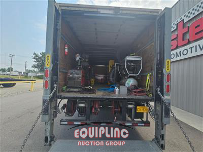 2017 Freightliner M2 106 4X2 26FT BOX TRUCK