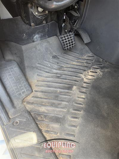 2015 International PROSTAR 6X4 T/A MID ROOF SLEEP
