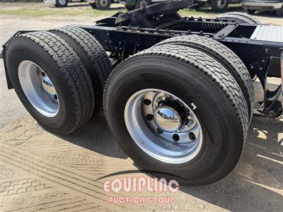 2015 International PROSTAR 6X4 T/A MID ROOF SLEEP