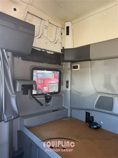 2015 International PROSTAR 6X4 T/A MID ROOF SLEEP