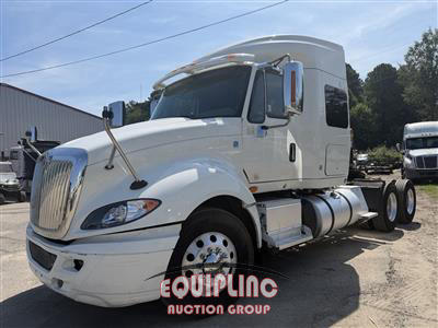 2015 International PROSTAR  6X4 T/A MID ROOF SLEE
