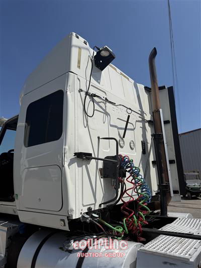 2015 International PROSTAR  6X4 T/A MID ROOF SLEE