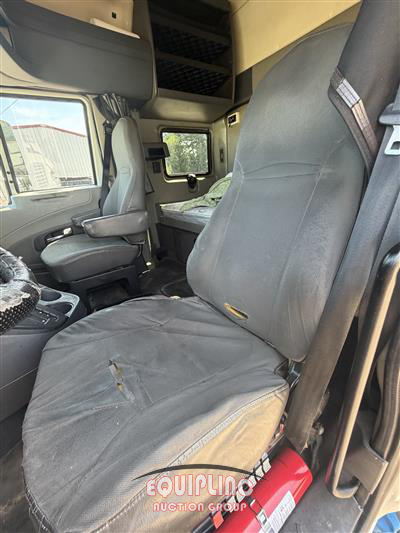 2015 International PROSTAR  6X4 T/A MID ROOF SLEE