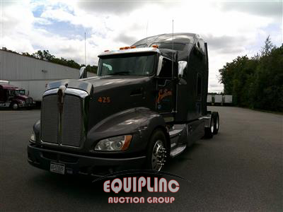 2016 Kenworth T660 6X4 T/A SLEEPER TRUCK TRA