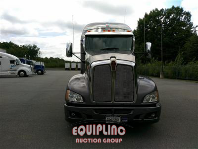 2016 Kenworth T660 6X4 T/A SLEEPER TRUCK TRA