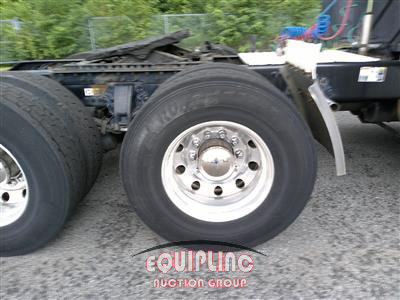 2016 Kenworth T660 6X4 T/A SLEEPER TRUCK TRA