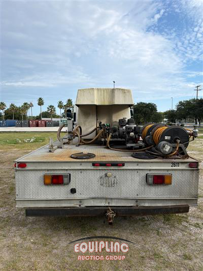2012 Isuzu NPR-HD