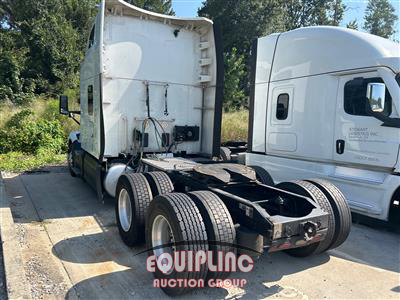 2023 Peterbilt 579 6X4 T/A MID ROOF SLEEPER T