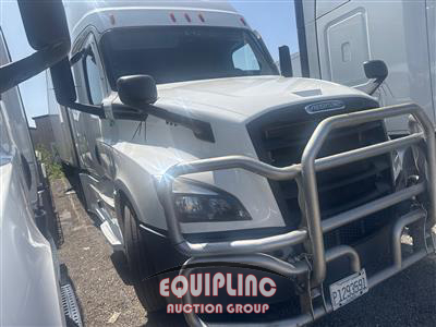 2020 Freightliner CASCADIA