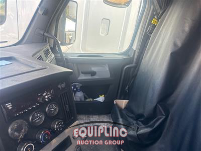 2020 Freightliner CASCADIA