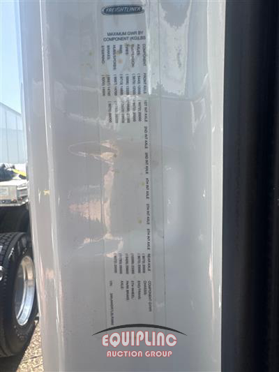 2020 Freightliner CASCADIA