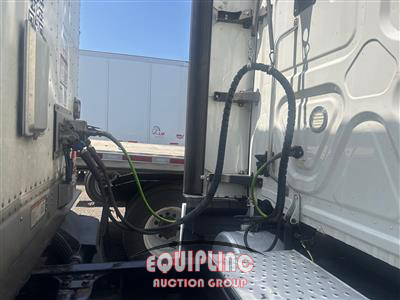 2020 Freightliner CASCADIA