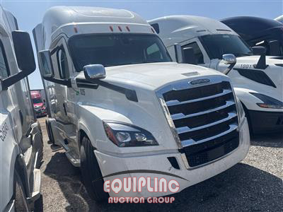 2020 Freightliner CASCADIA