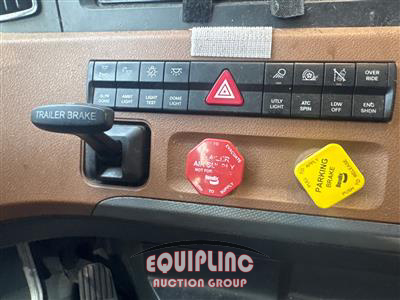 2020 Freightliner CASCADIA