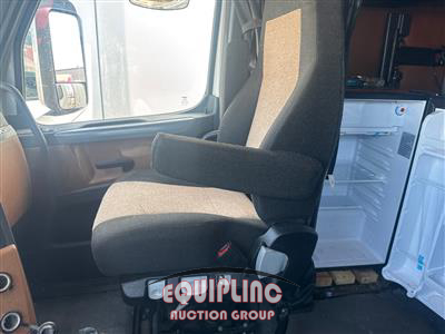 2020 Freightliner CASCADIA