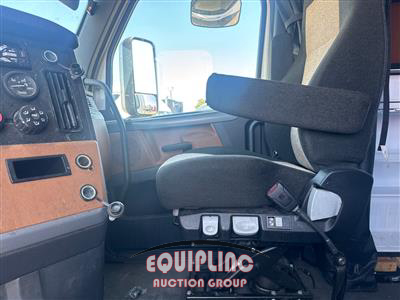 2020 Freightliner CASCADIA