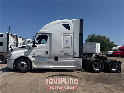 2020 Freightliner CASCADIA