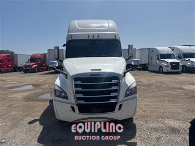 2020 Freightliner CASCADIA