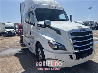 2020 Freightliner CASCADIA