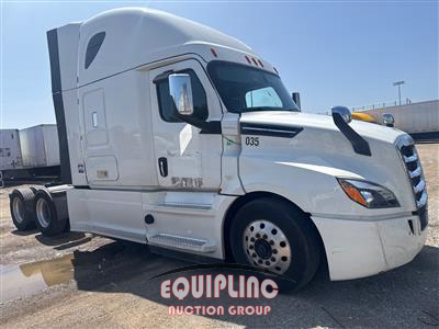 2020 Freightliner CASCADIA