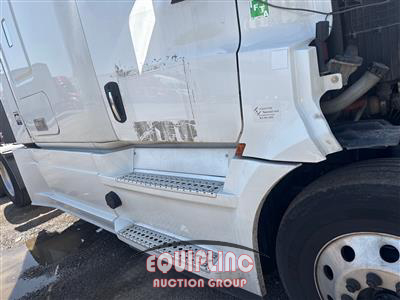 2020 Freightliner CASCADIA