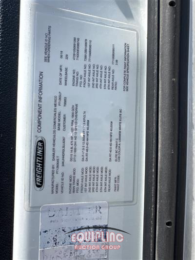 2020 Freightliner CASCADIA