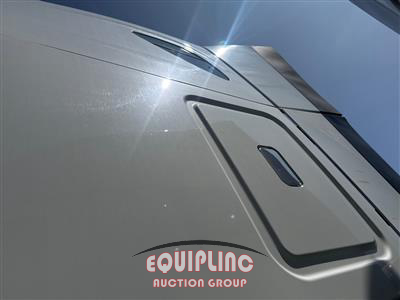 2020 Freightliner CASCADIA