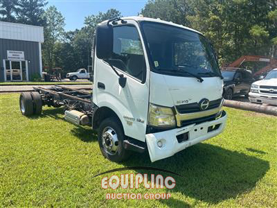 2016 Hino 740
