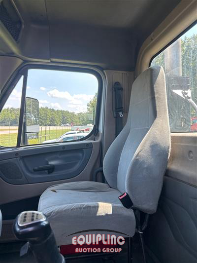 2016 Freightliner CASCADIA