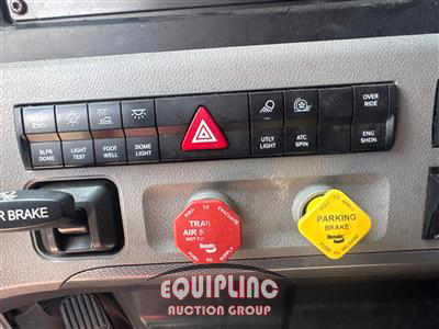 2021 Freightliner CASCADIA 126 6X4 T/A SLEEPER T