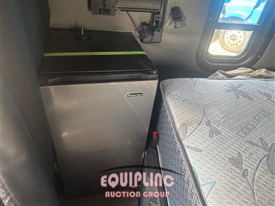 2021 Freightliner CASCADIA 126 6X4 T/A SLEEPER T
