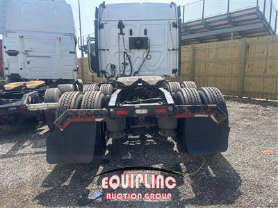 2021 Freightliner CASCADIA 126 6X4 T/A SLEEPER T