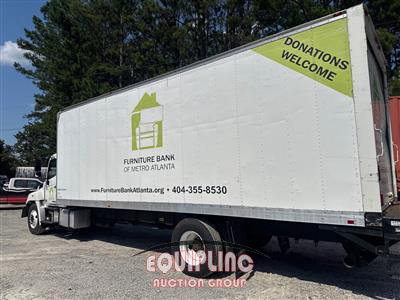 2016 Hino 268A 4X2 S/A 26FT BOX TRUCK
