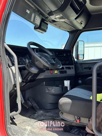 2021 Freightliner Cascadia